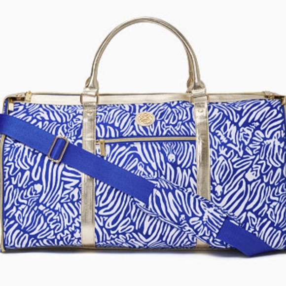 New in packaging Lilly Pulitzer weekender/garment bag and travel Jewlery case. - Picture 4 of 6